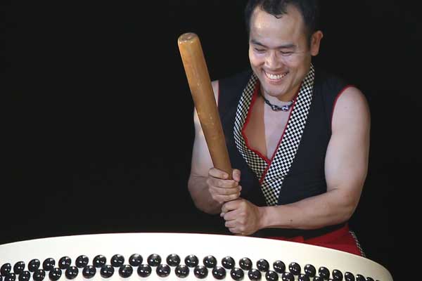 色彩打楽 うちなハレ/中嶋真(Makoto nakajima)